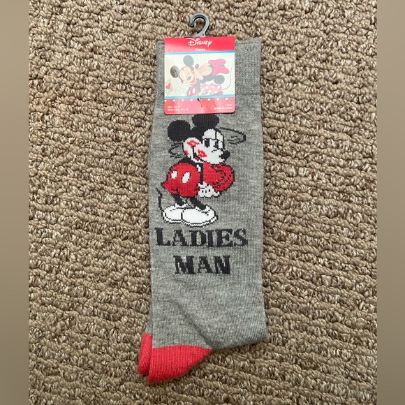 Disney Men’s Mickey Socks 🧦 - Picture 1 of 5